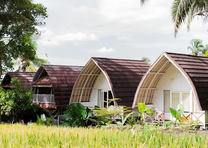 Damuh Pertivi, River&rice Fields View Privatunterkunft *